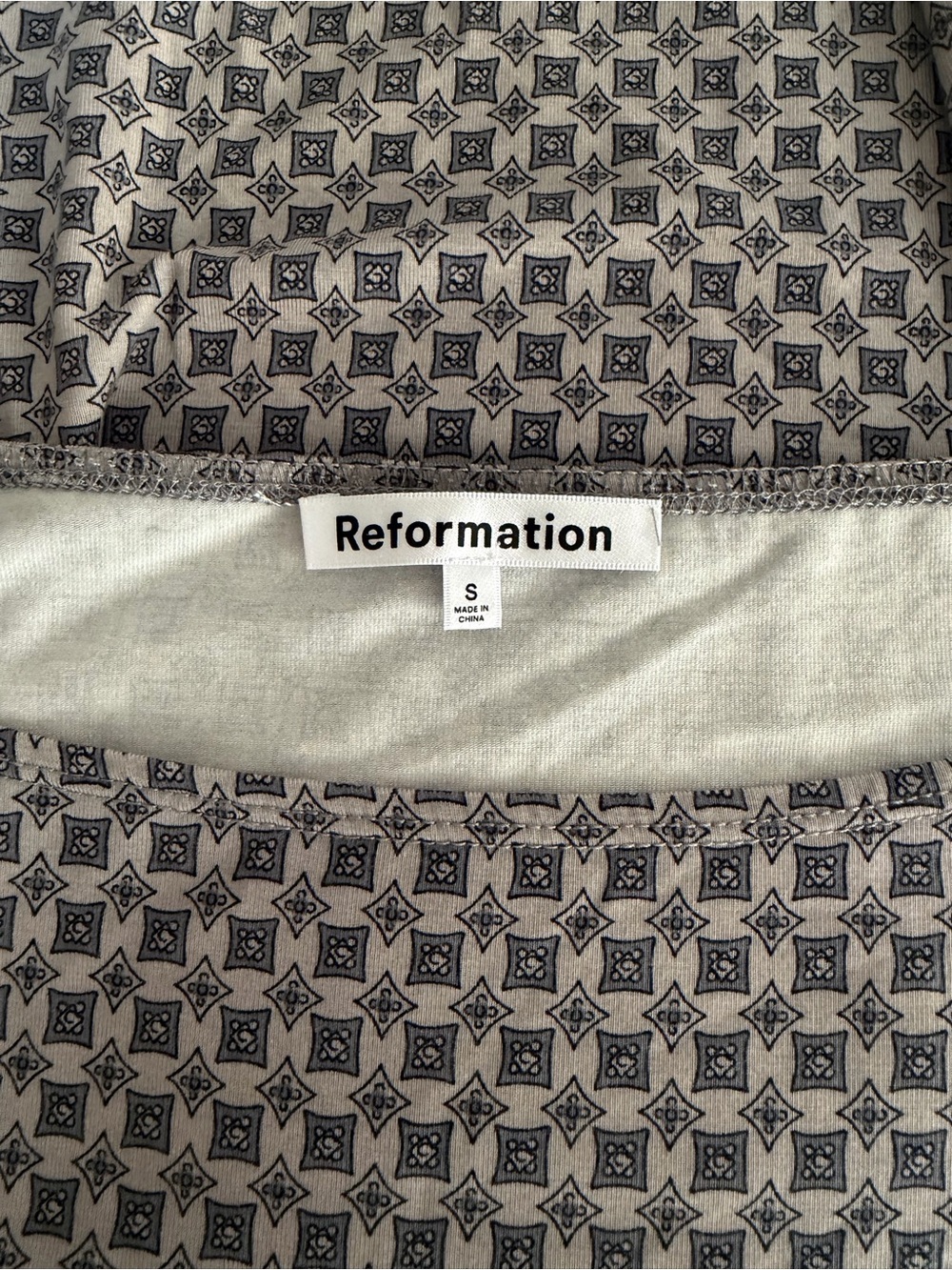 Reformation Jaelyn Knit Dress Long-Sleeve size Small - Picture 4 of 5